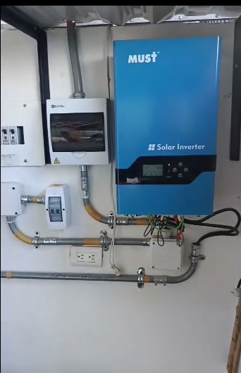 Inversor solar instalado